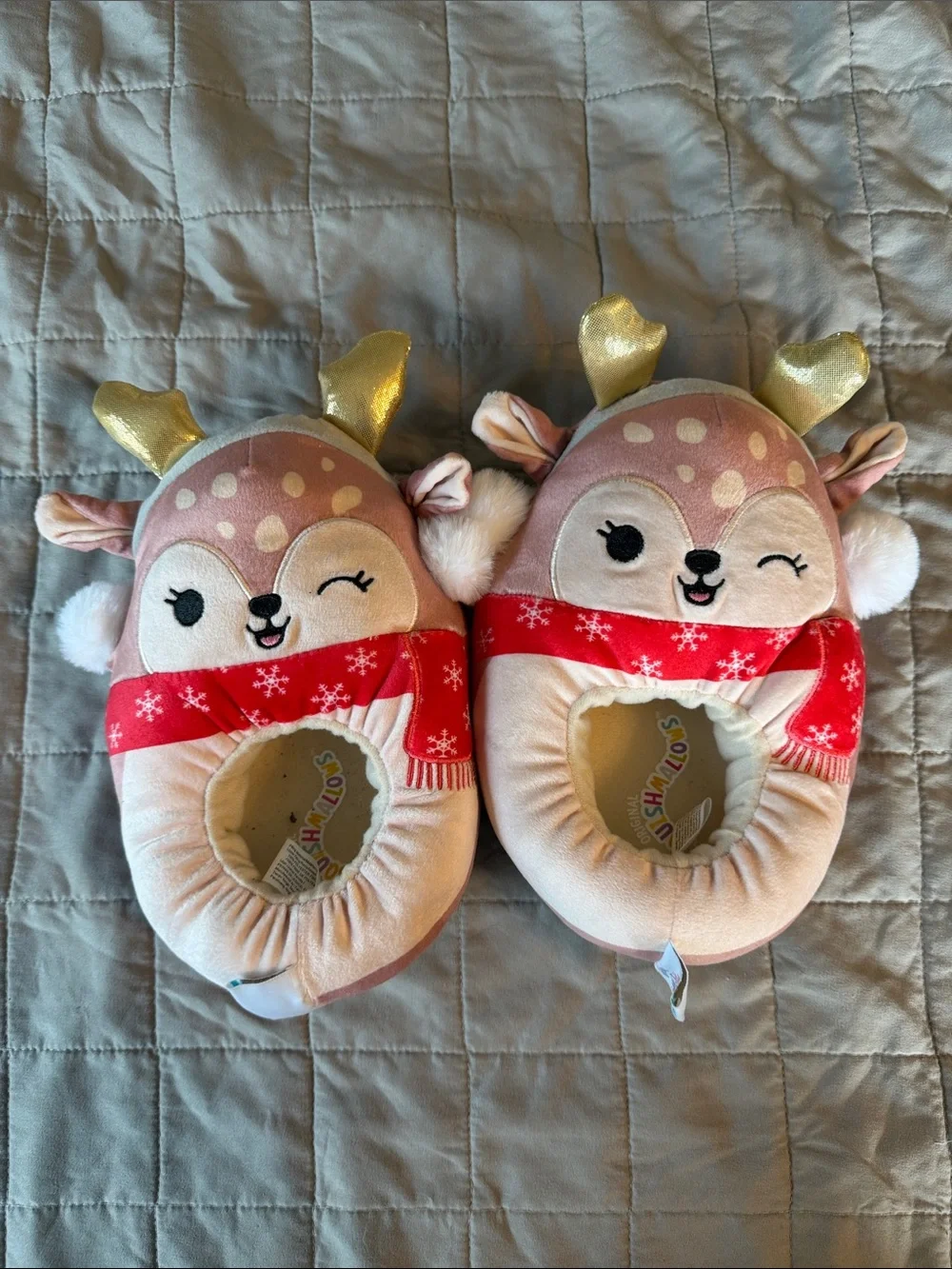 Kids squishmallow Plush Reindeer Slippers size 2/3 youth